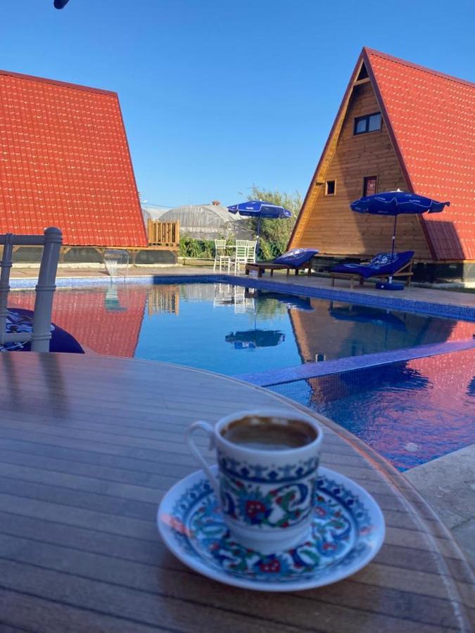 Noel Bungalov & Cafe Zümrütkaya Esterno foto