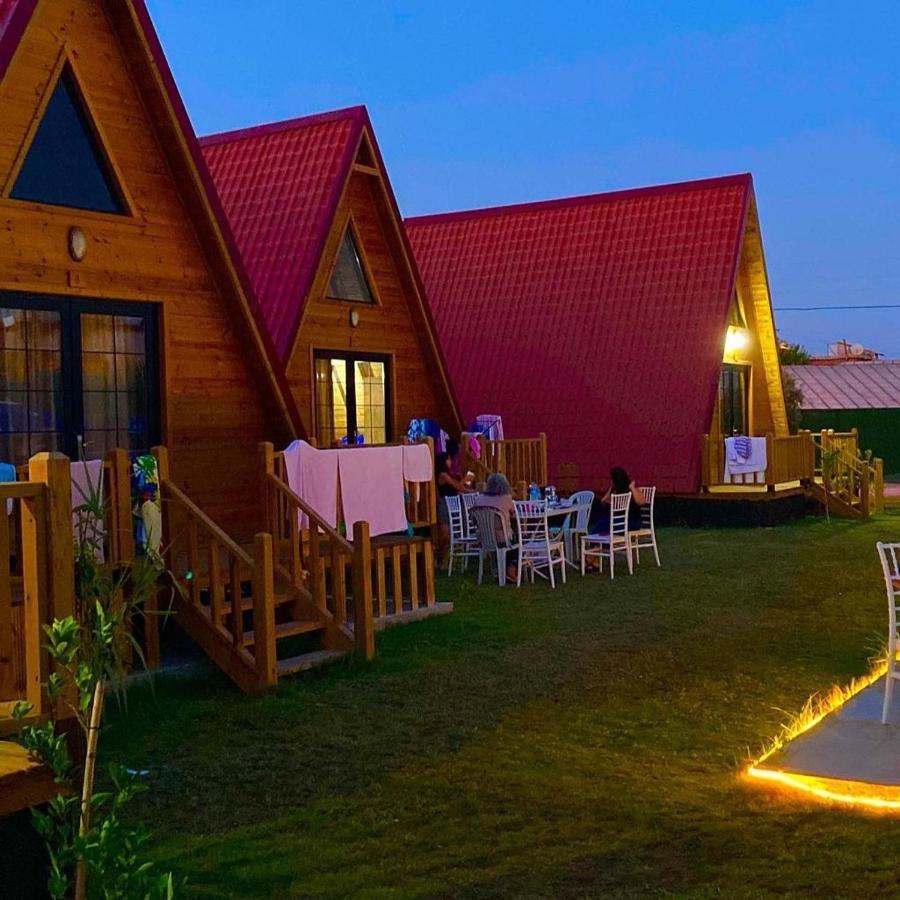 Noel Bungalov & Cafe Zümrütkaya Esterno foto
