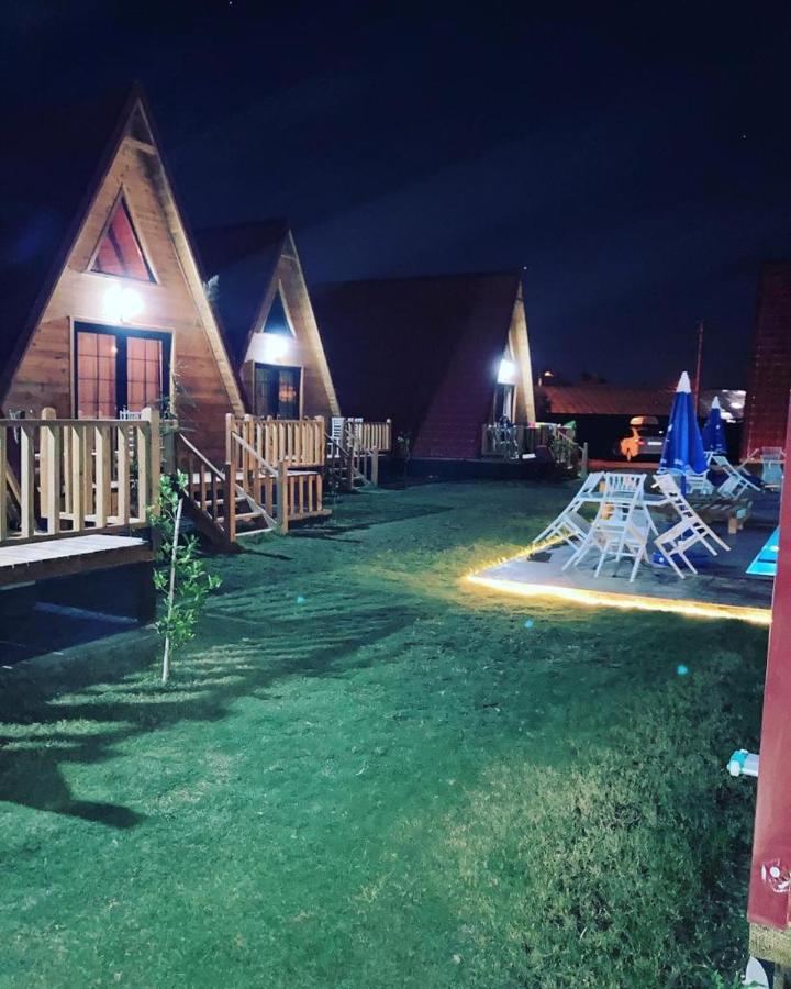 Noel Bungalov & Cafe Zümrütkaya Esterno foto
